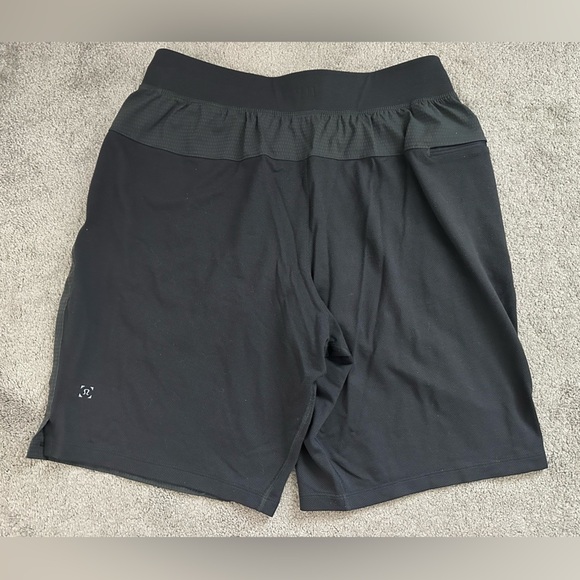 Lululemon T.H.E 9” Lined Performance Stretch Shorts Mens Medium Dark Grey - Picture 3 of 7